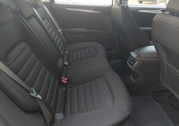 Ford Mondeo cena 82500 przebieg: 74426, rok produkcji 2019 z Chełmek małe 704
